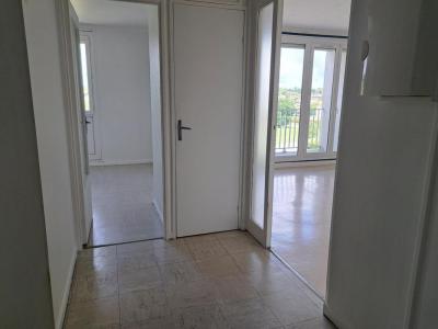 Louer Appartement 81 m2 Roche-la-moliere