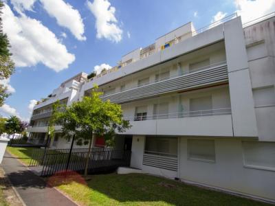 For rent Bordeaux 3 rooms 66 m2 Gironde (33200) photo 0