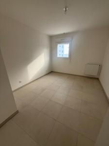 For rent Avignon 3 rooms 66 m2 Vaucluse (84000) photo 2