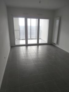 For rent Nantes 1 room 28 m2 Loire atlantique (44100) photo 0