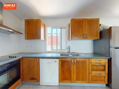 For sale Saint-pierre 4 rooms 83 m2 Reunion (97410) photo 2