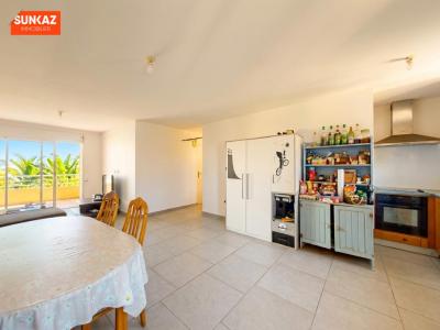 For sale Saint-pierre 4 rooms 83 m2 Reunion (97410) photo 3