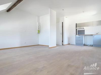 For rent Bart 1 room 27 m2 Doubs (25420) photo 1