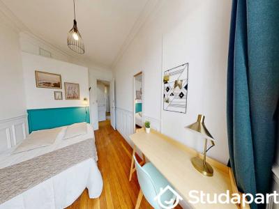Annonce Location Appartement Paris-18eme-arrondissement 75