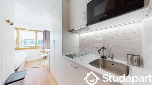 Louer Appartement 14 m2 Paris-17eme-arrondissement
