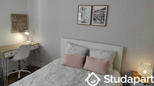 For rent Cholet 1 room 11 m2 Maine et loire (49300) photo 3