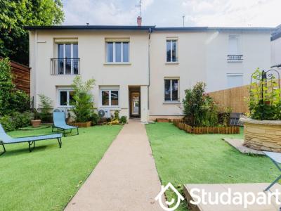 Louer Appartement Lyon-8eme-arrondissement Rhone