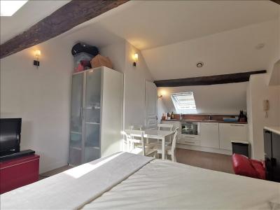 Louer Appartement Bourg-la-reine 770 euros