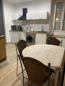 For rent Bordeaux 1 room 24 m2 Gironde (33000) photo 0