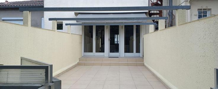 Louer Appartement 99 m2 Bordeaux