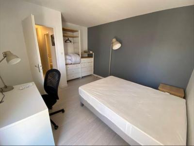 For rent Villeurbanne 1 room 27 m2 Rhone (69100) photo 0
