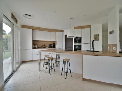 Acheter Maison  592800 euros