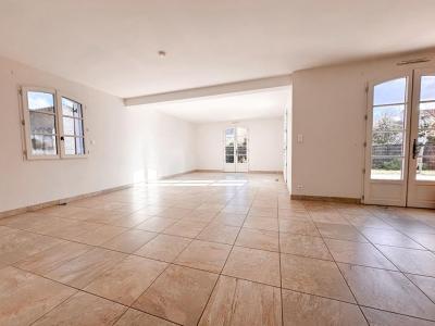 For sale Nantes 8 rooms 196 m2 Loire atlantique (44300) photo 0