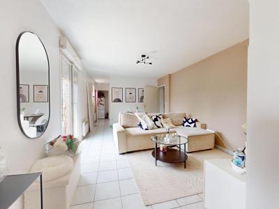 Louer Appartement Avion 556 euros