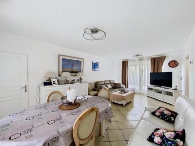 For rent Faches-thumesnil 5 rooms 104 m2 Nord (59155) photo 2