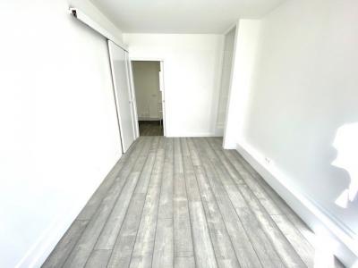 Louer Appartement Lyon-3eme-arrondissement 686 euros