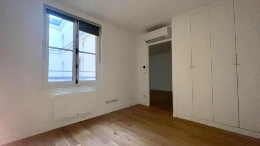 Louer Appartement 44 m2 Paris-9eme-arrondissement