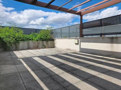 Acheter Appartement Meyzieu 210000 euros