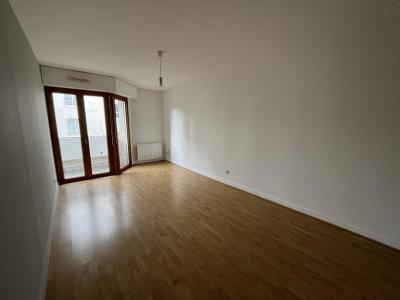 For rent Nantes 2 rooms 47 m2 Loire atlantique (44000) photo 0