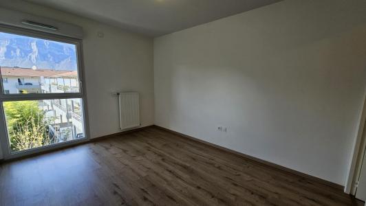 Louer Appartement Froges 881 euros