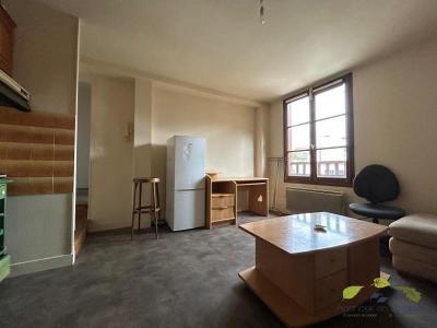 Louer Appartement Saint-leonard-de-noblat 430 euros