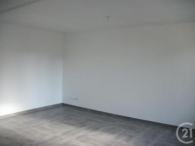 For rent Saint-sauveur 3 rooms 60 m2 Oise (60320) photo 1