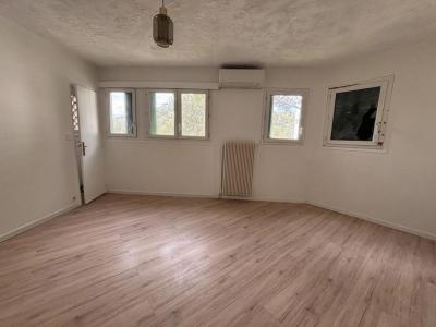 Louer Appartement 24 m2 Trinite