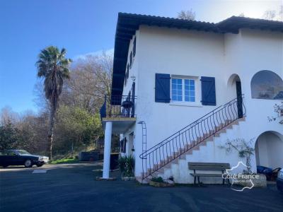 Annonce Vente 9 pi�ces Maison Cambo-les-bains 64