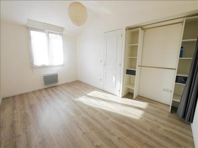 For rent Corbeil-essonnes 3 rooms 63 m2 Essonne (91100) photo 1