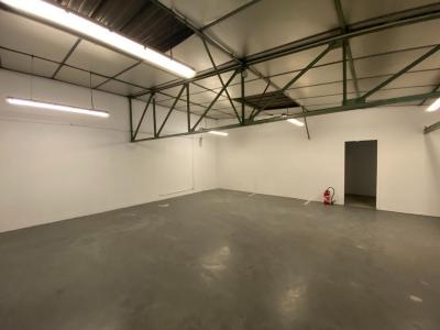 Louer Local commercial Avignon 108600 euros