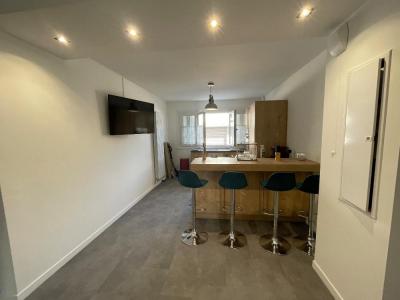 For rent Villeurbanne 5 rooms 80 m2 Rhone (69100) photo 0