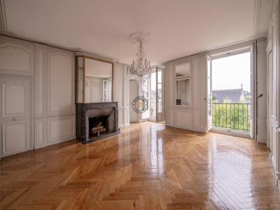 Acheter Appartement 239 m2 Nantes