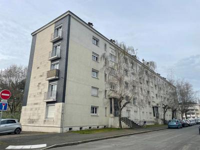 For sale Angers 4 rooms 66 m2 Maine et loire (49000) photo 0