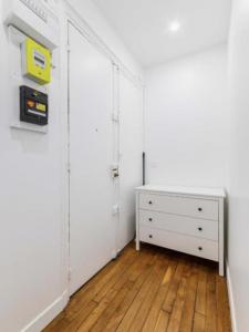 For rent Paris-19eme-arrondissement 1 room 18 m2 Paris (75019) photo 2