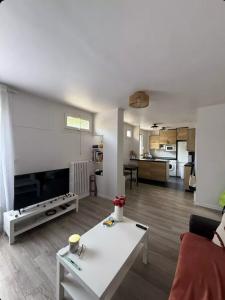 Annonce Location 2 pi�ces Appartement Suresnes 92