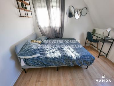 For rent Lambersart 5 rooms 9 m2 Nord (59130) photo 0