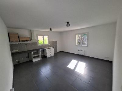 For rent Pessac 3 rooms 57 m2 Gironde (33600) photo 0