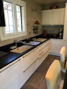 For sale EN BORDURE DU VILLAGE 10 rooms 220 m2 Gard (30960) photo 2
