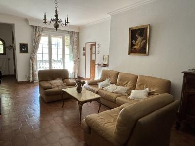 For sale CENTRE DU VILLAGE 10 rooms 200 m2 Gard (30210) photo 3