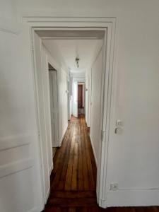 Louer Appartement 43 m2 Paris-17eme-arrondissement