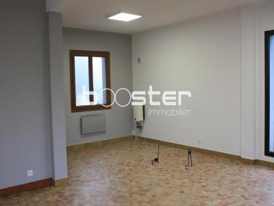 Louer Local commercial 54 m2 Saint-hilaire-les-places