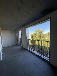 For rent Bordeaux 3 rooms 64 m2 Gironde (33300) photo 0
