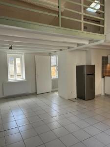 Louer Appartement 42 m2 Nimes