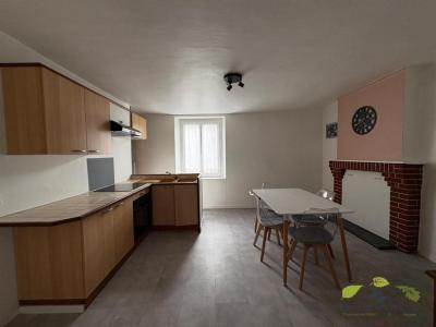 Louer Appartement 70 m2 Saint-leonard-de-noblat