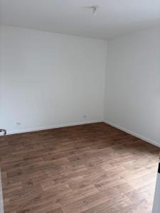 For rent Dammarie-les-lys 3 rooms 54 m2 Seine et marne (77190) photo 2