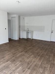 For rent Dammarie-les-lys 3 rooms 63 m2 Seine et marne (77190) photo 1