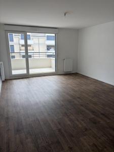 For rent Dammarie-les-lys 3 rooms 63 m2 Seine et marne (77190) photo 2