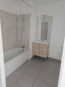 For rent Dammarie-les-lys 3 rooms 61 m2 Seine et marne (77190) photo 4