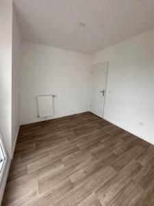 For rent Dammarie-les-lys 3 rooms 61 m2 Seine et marne (77190) photo 2