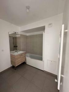 For rent Dammarie-les-lys 3 rooms 61 m2 Seine et marne (77190) photo 3